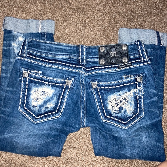 Miss Me Capris - Picture 2 of 4